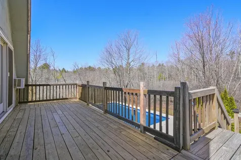 19 North Road North Hampton NH 03862