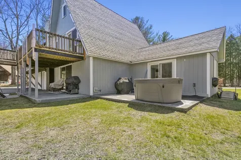 19 North Road North Hampton NH 03862