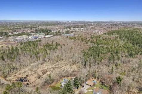 19 North Road North Hampton NH 03862
