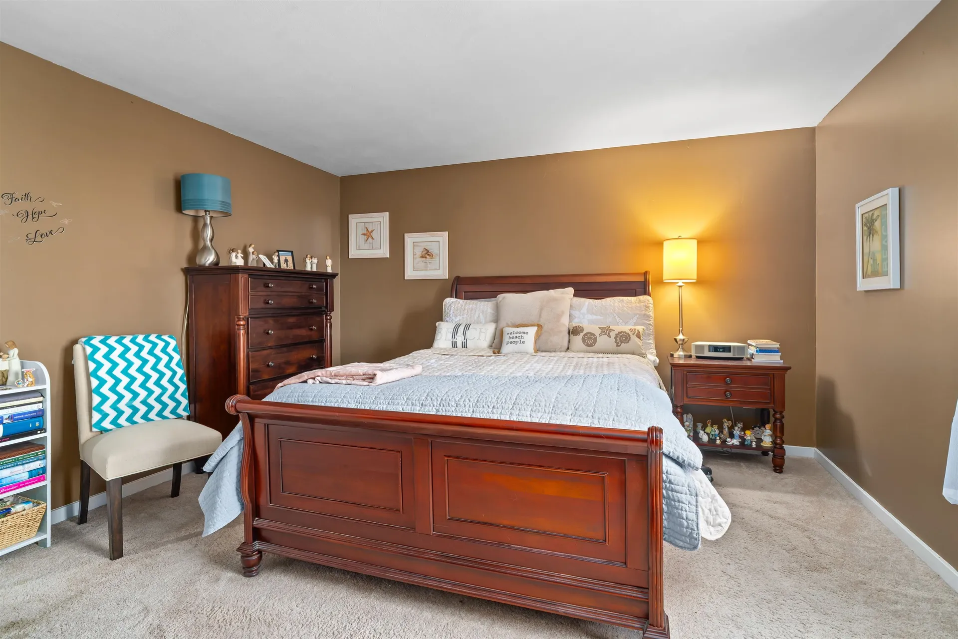 12 Thornhill Road Stratham NH 03885