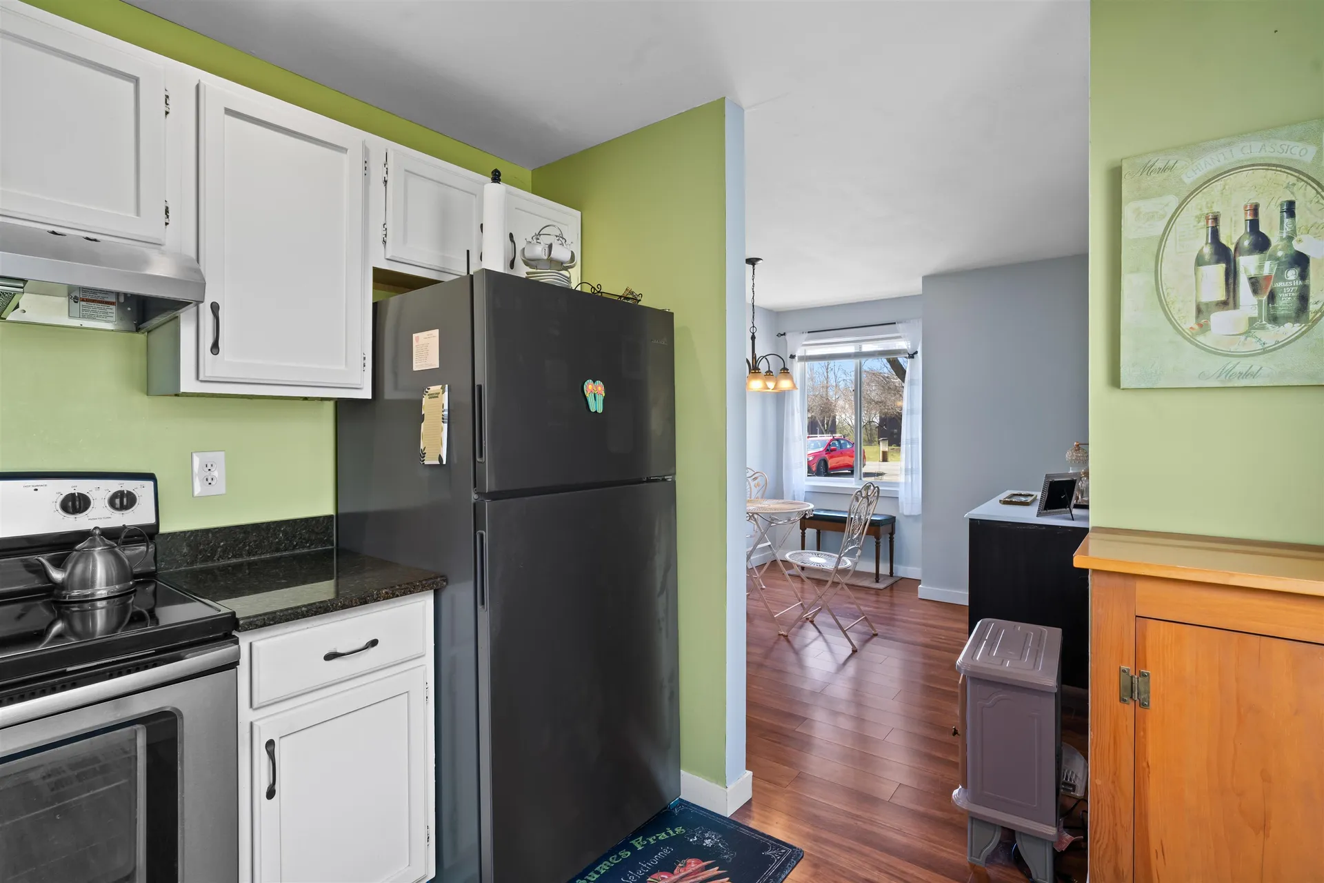 12 Thornhill Road Stratham NH 03885