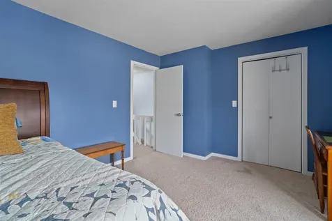 12 Thornhill Road Stratham NH 03885