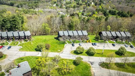 12 Thornhill Road Stratham NH 03885