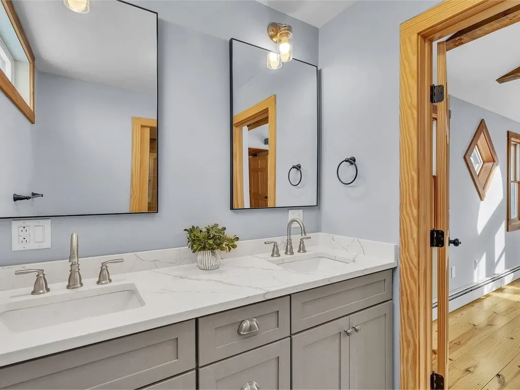 1303 Old Stage Road Westford VT 05494