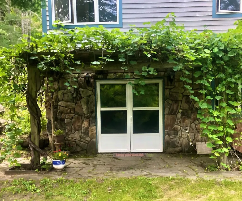 1135 Fay Brook Road Sharon VT 05065