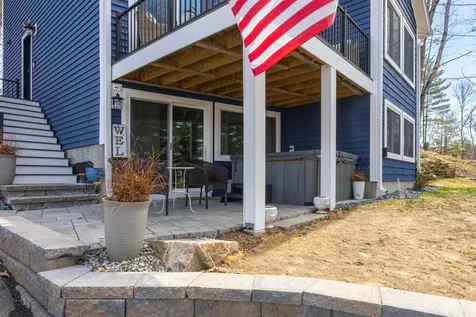 20 Bailey Shore Road Hampstead NH 03841