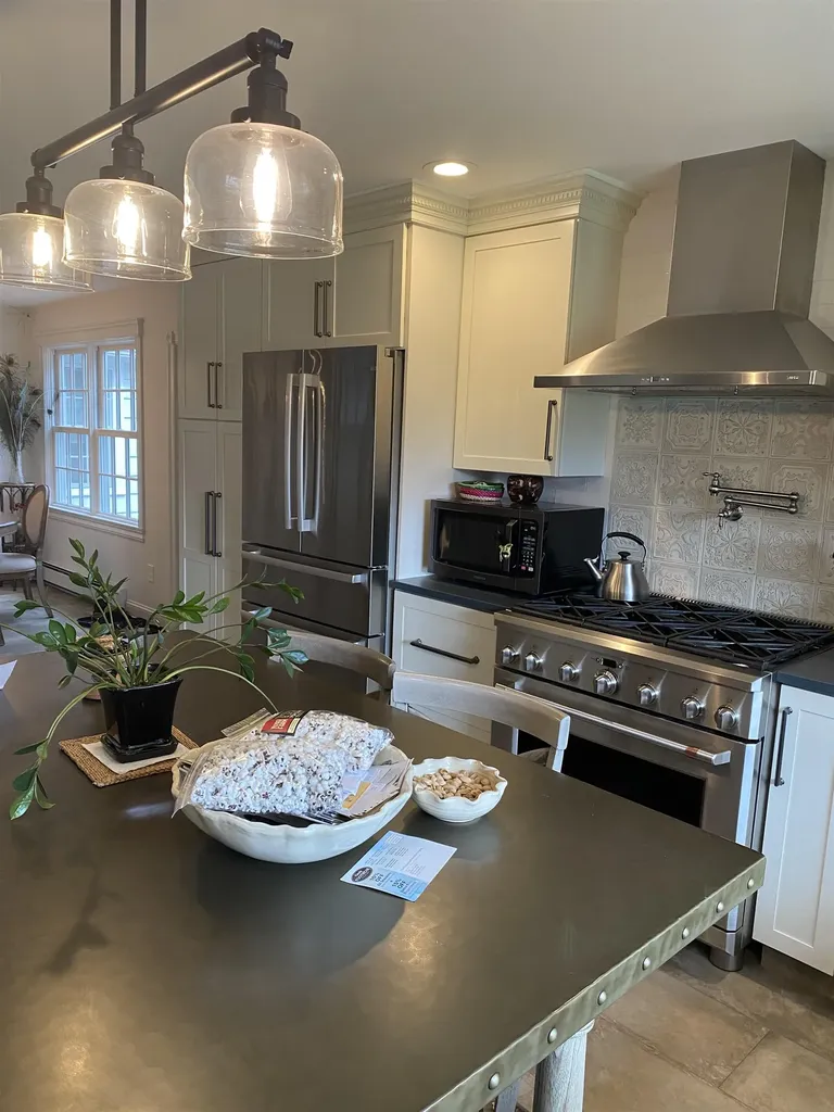 168 Meadow Lane Dorset VT 05251