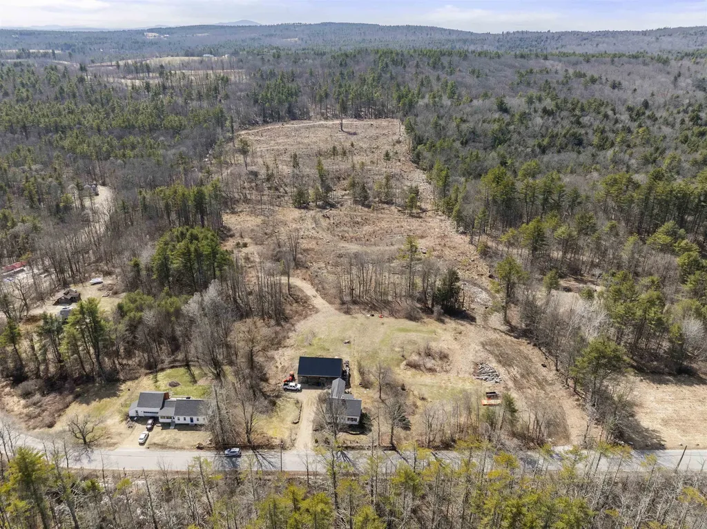 118 Upper Bay Road Sanbornton NH 03269