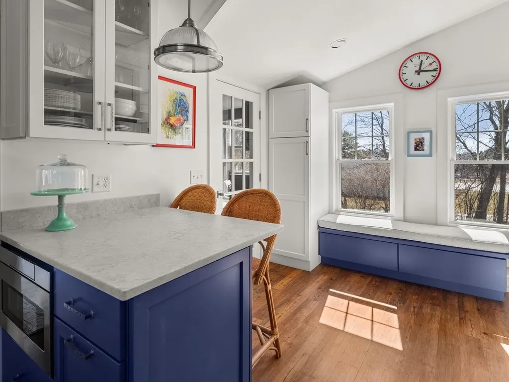 93 Webster Road Shelburne VT 05482