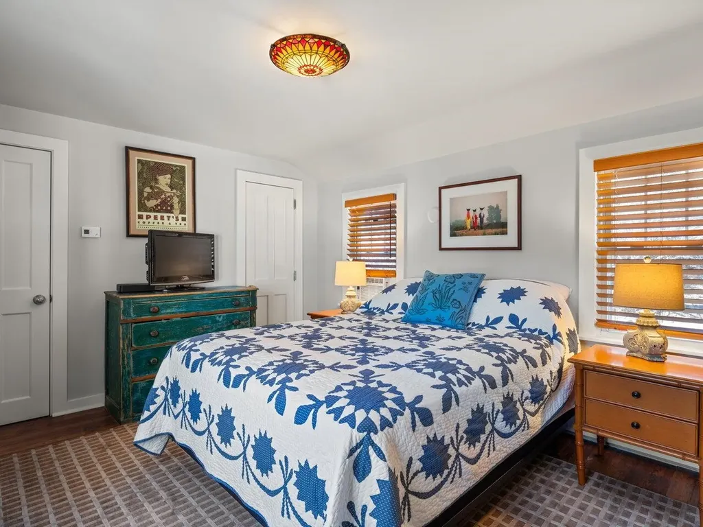 93 Webster Road Shelburne VT 05482