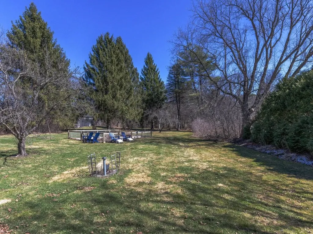 93 Webster Road Shelburne VT 05482