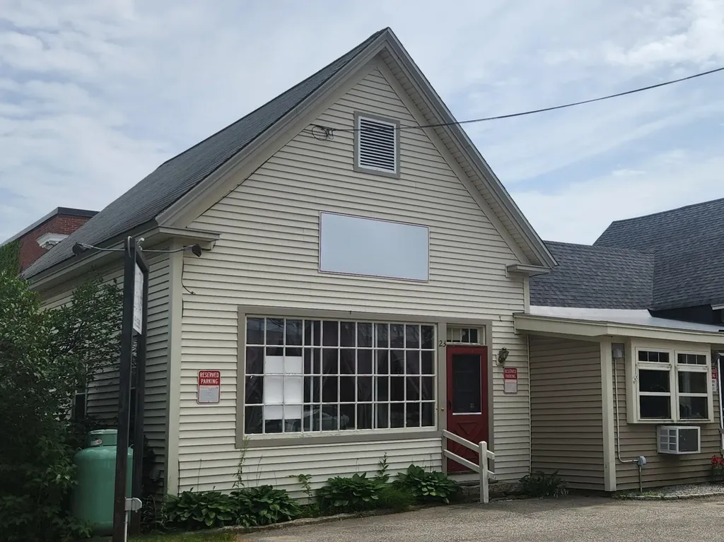 23 Seavey Street Conway NH 03860