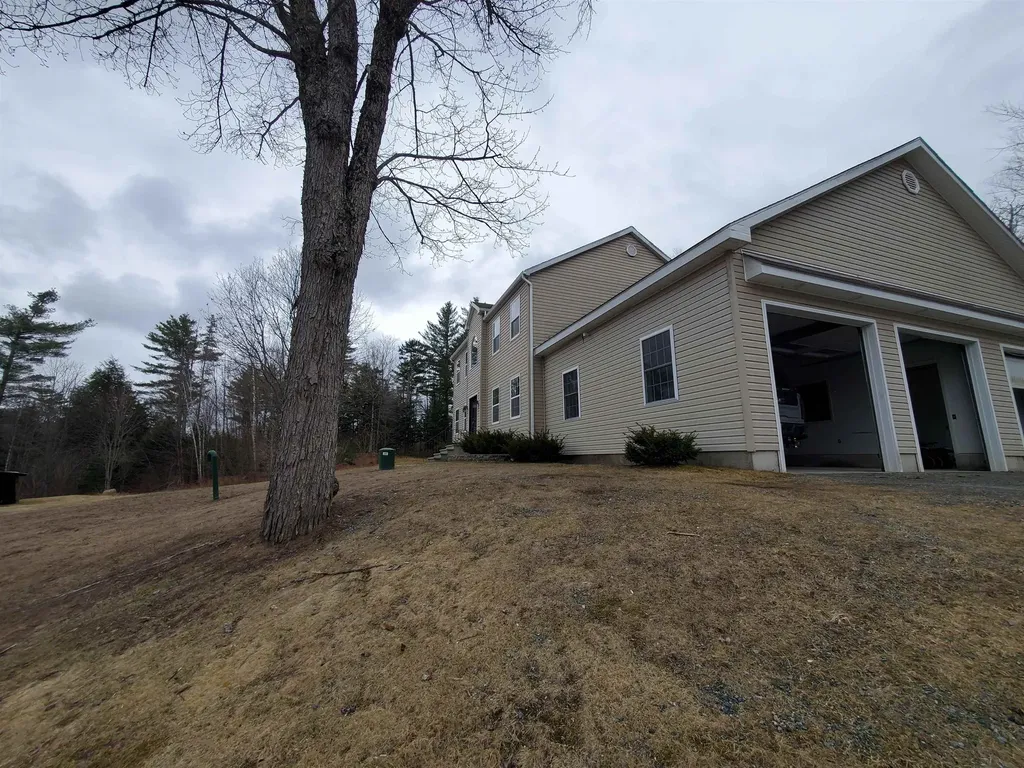 10 Dyer Lane Canaan NH 03741