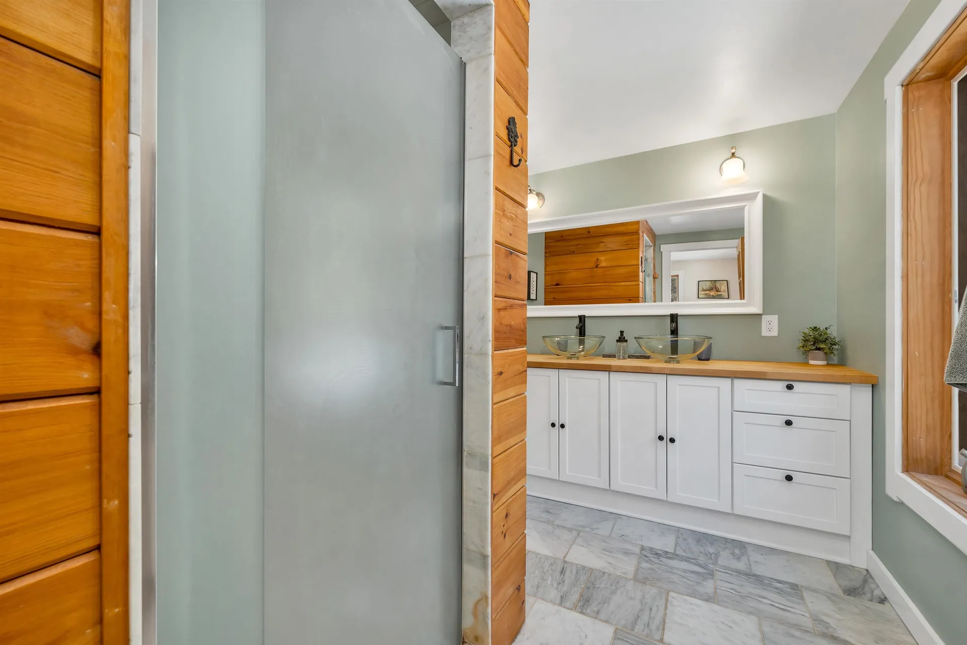 230 Bentley Road Hartford VT 05059