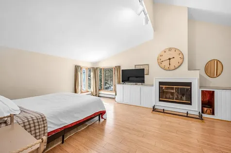 23 Summit Meadows Circle Dover VT 05356