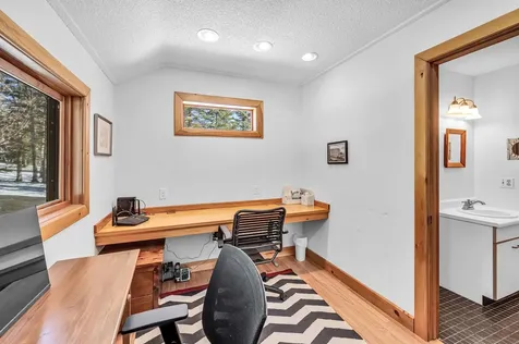 23 Summit Meadows Circle Dover VT 05356