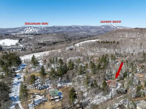 23 Summit Meadows Circle Dover VT 05356