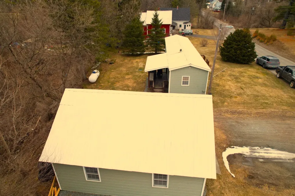 616 Mackville Road Hardwick VT 05843