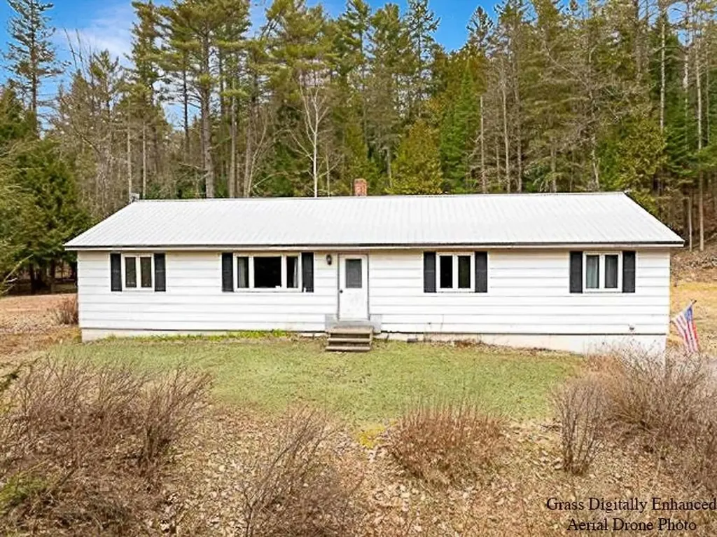 30 Brickyard Road Littleton NH 03561