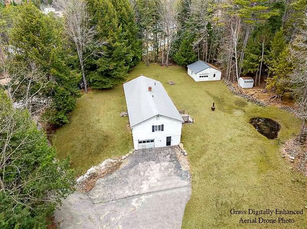30 Brickyard Road Littleton NH 03561