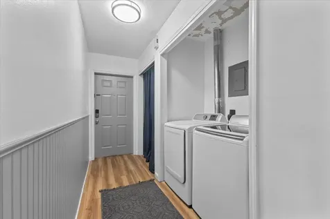 72 Hawthorne Circle South Burlington VT 05403