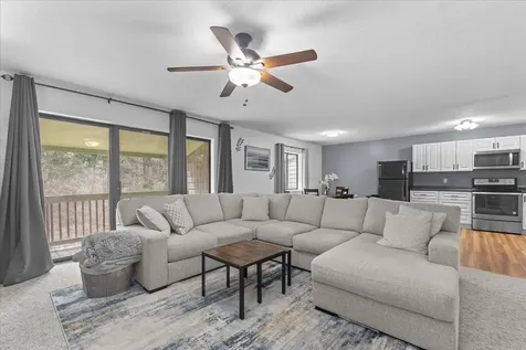 72 Hawthorne Circle South Burlington VT 05403