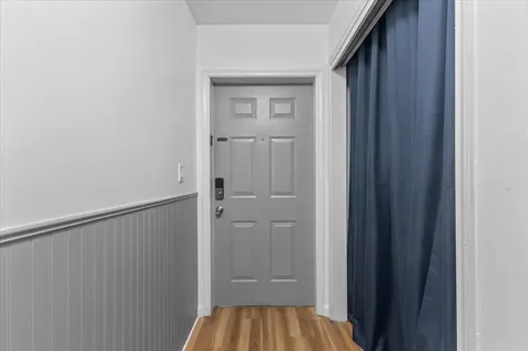 72 Hawthorne Circle South Burlington VT 05403