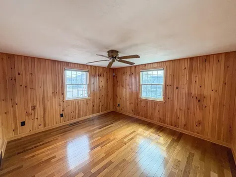 27 Thornton Street Hampton NH 03842