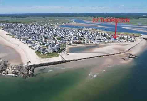 27 Thornton Street Hampton NH 03842