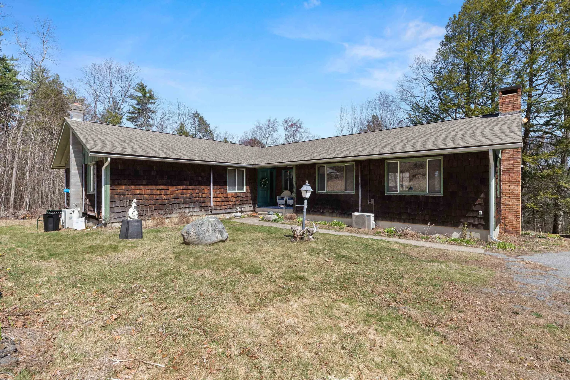 60 Woodman Road South Hampton NH 03827