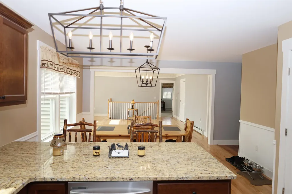 281 Rogan's Way Kirby VT 05824