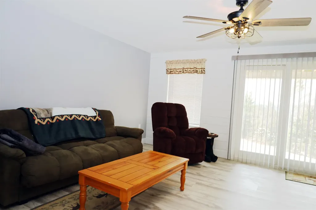 281 Rogan's Way Kirby VT 05824