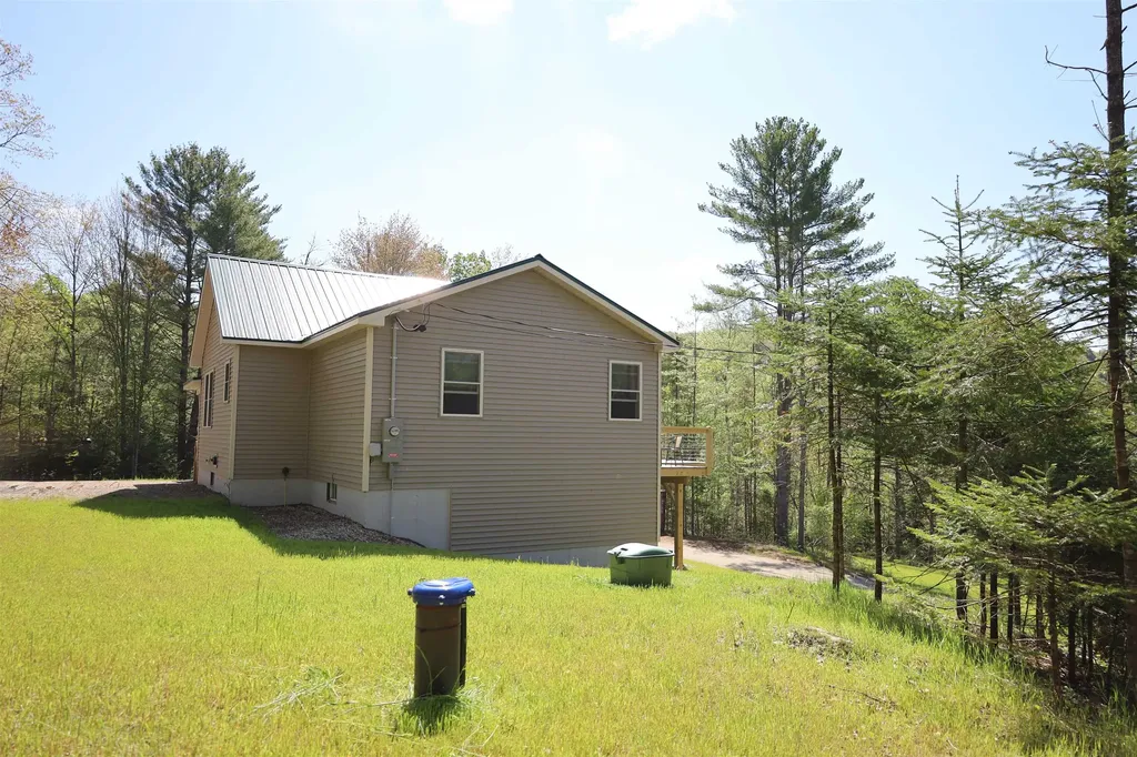 281 Rogan's Way Kirby VT 05824