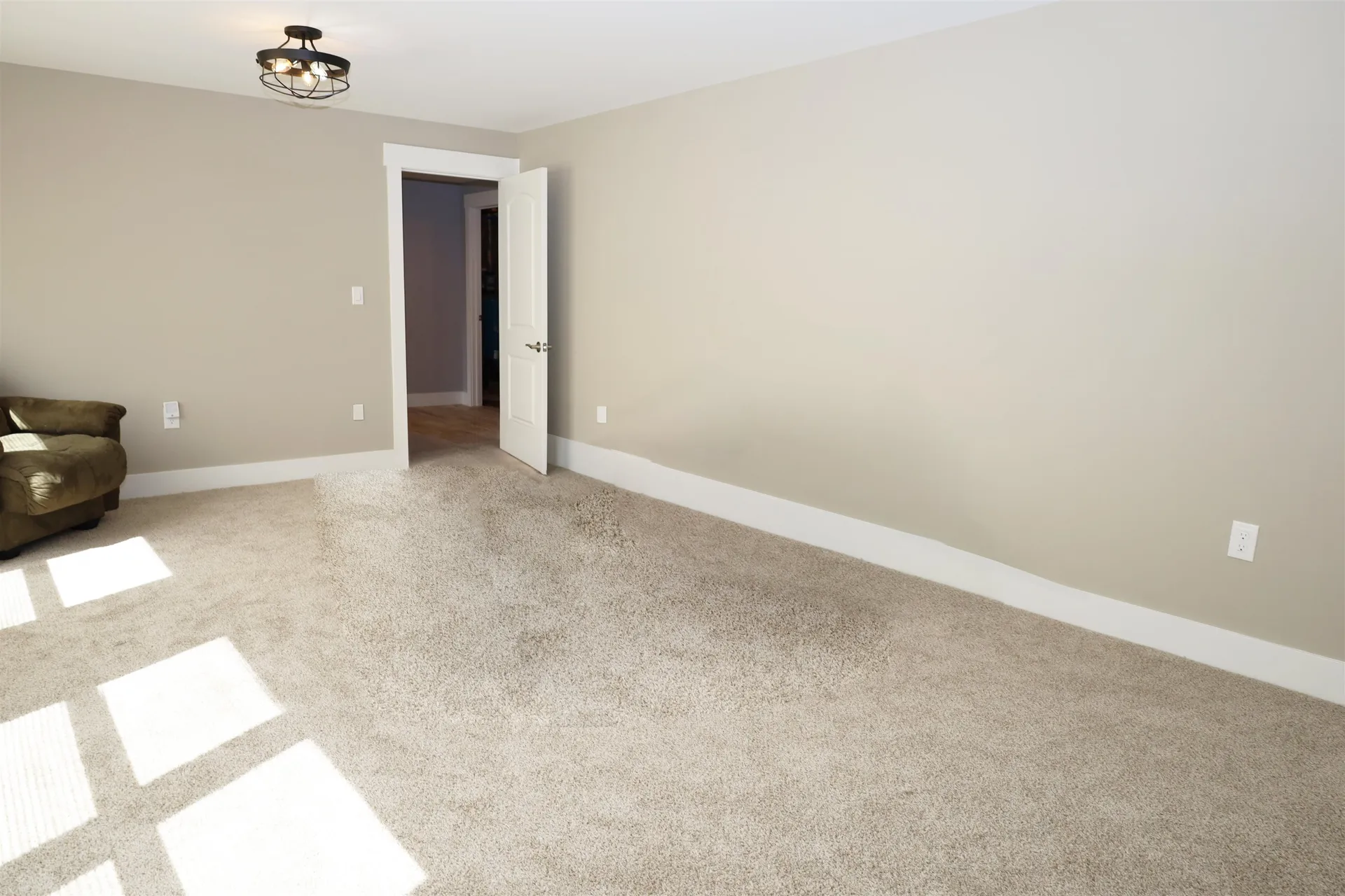 281 Rogan's Way Kirby VT 05824