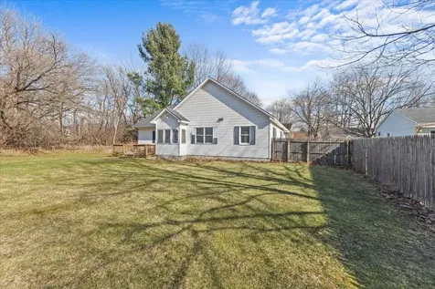 1 Pine Grove Terrace Winooski VT 05404