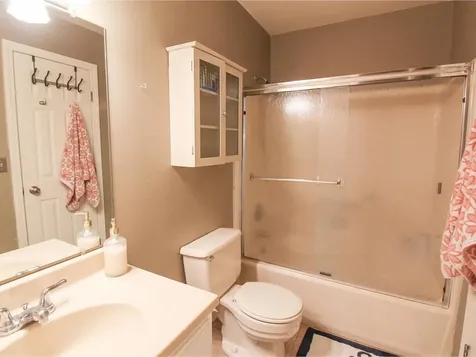 212 Locust Hill Shelburne VT 05482