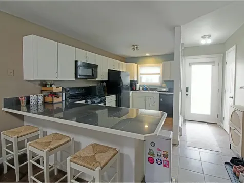 212 Locust Hill Shelburne VT 05482