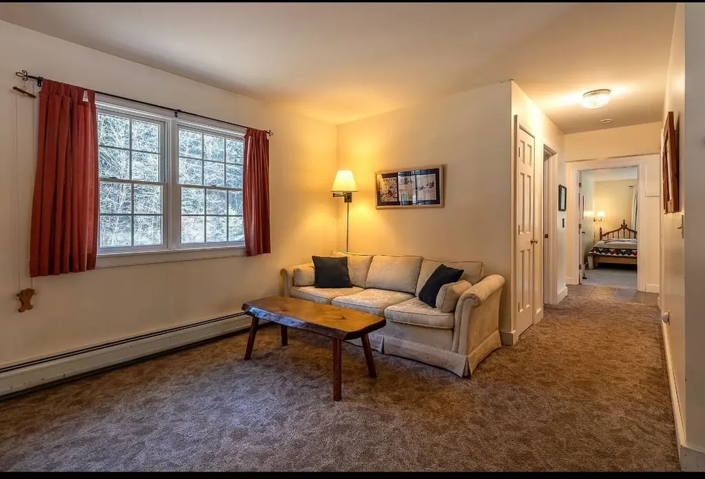 2779 Pikes Falls Road Jamaica VT 05343