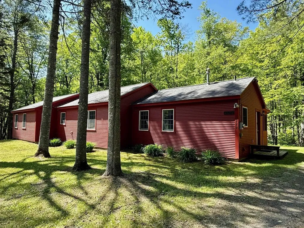 2779 Pikes Falls Road Jamaica VT 05343