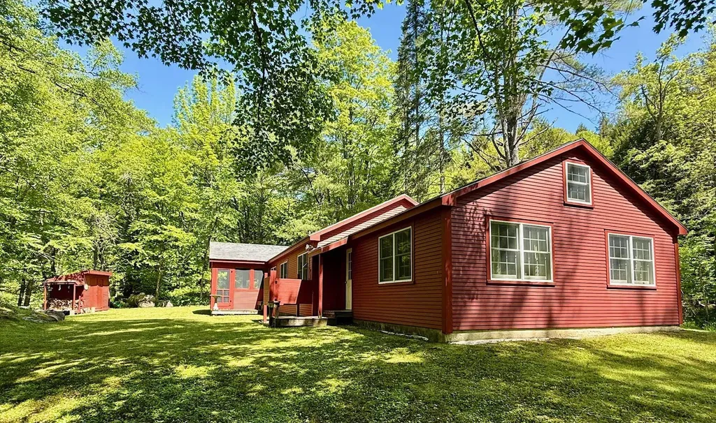 2779 Pikes Falls Road Jamaica VT 05343