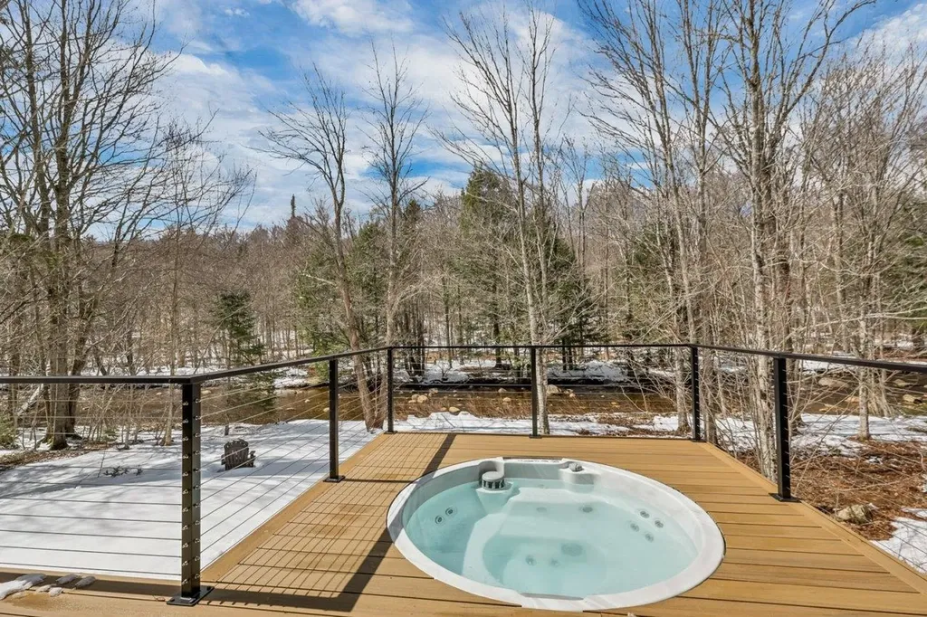 71 Maltais Farm Road Lincoln NH 03251