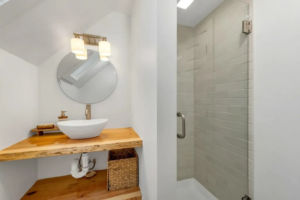 71 Maltais Farm Road Lincoln NH 03251