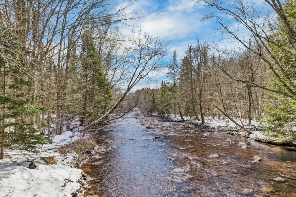 71 Maltais Farm Road Lincoln NH 03251