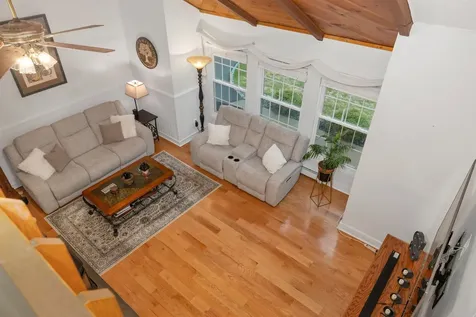 222 Dockham Shore Road Gilford NH 03249