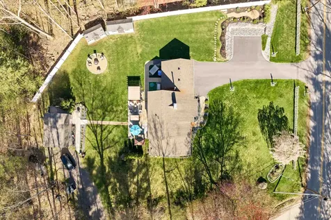 222 Dockham Shore Road Gilford NH 03249