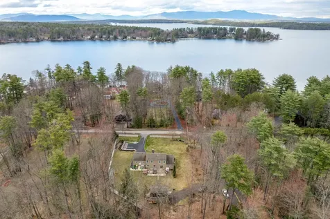 222 Dockham Shore Road Gilford NH 03249