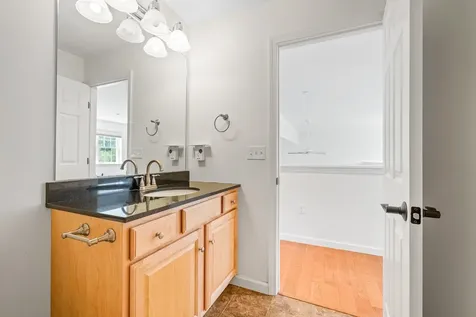 10 Stonehurst Common Hanover NH 03755