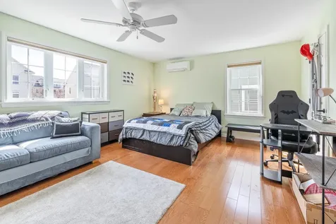 10 Stonehurst Common Hanover NH 03755