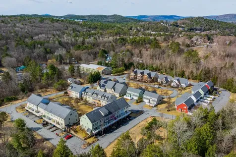 10 Stonehurst Common Hanover NH 03755