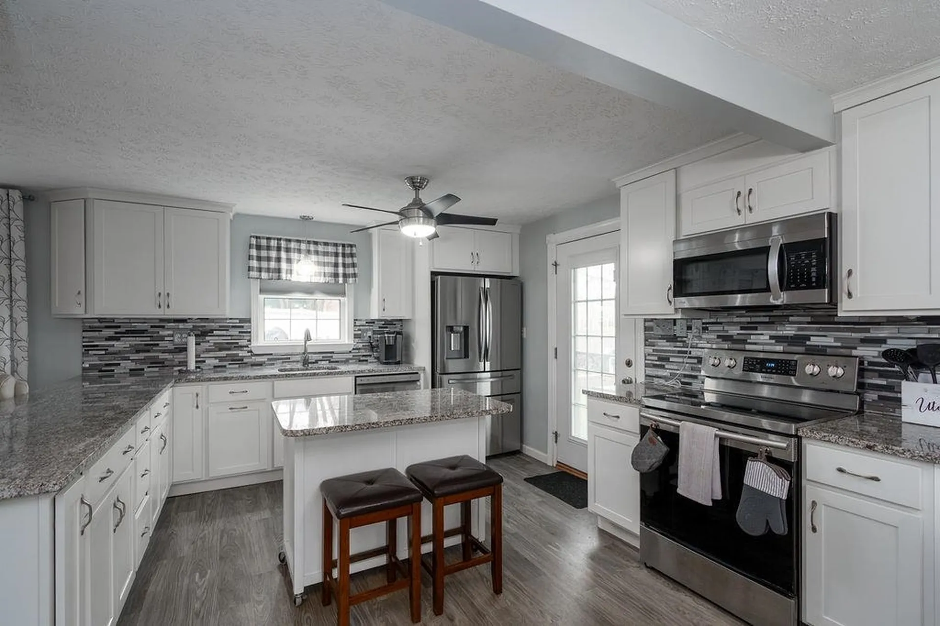 342 Delaware Avenue Manchester NH 03104